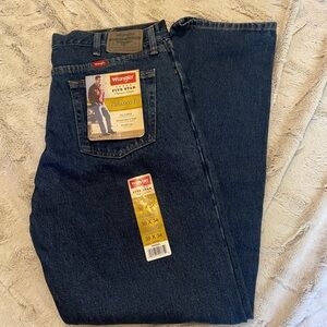 Wrangler Men's Relaxed Jeans - Deep Blue